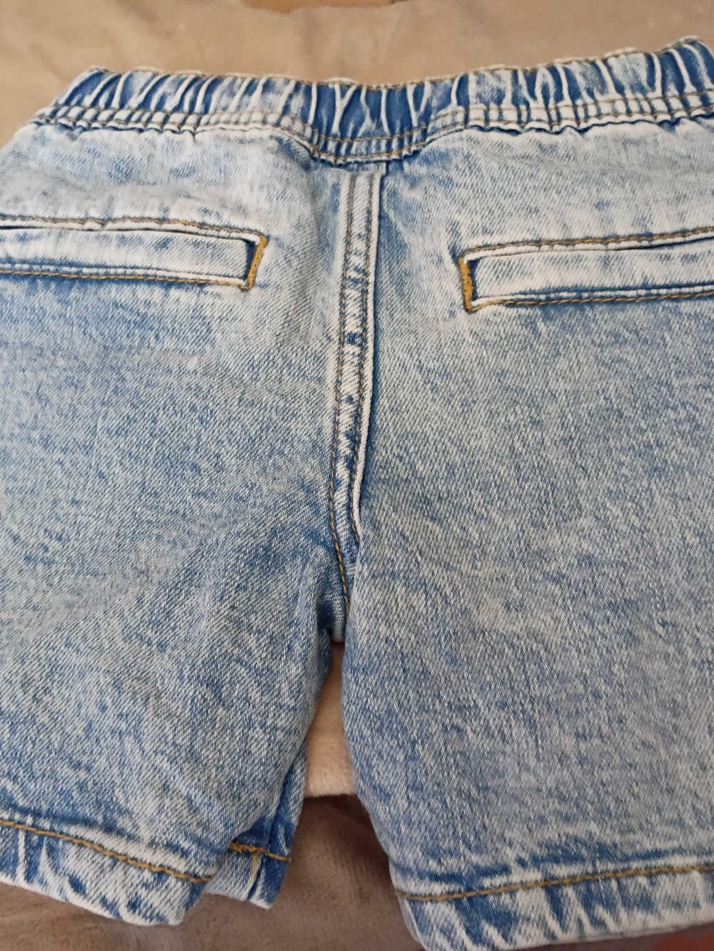 Boys Cat And Jack Brand NewBlue Washed Denim Relaxed Jeans with White Drawstring - Picture 2 of 2